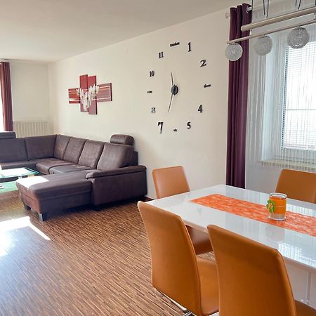 Bogi'S Ferienhaus - Pension Laakirchen Esterno foto