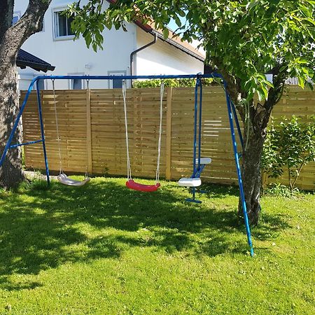 Bogi'S Ferienhaus - Pension Laakirchen Esterno foto
